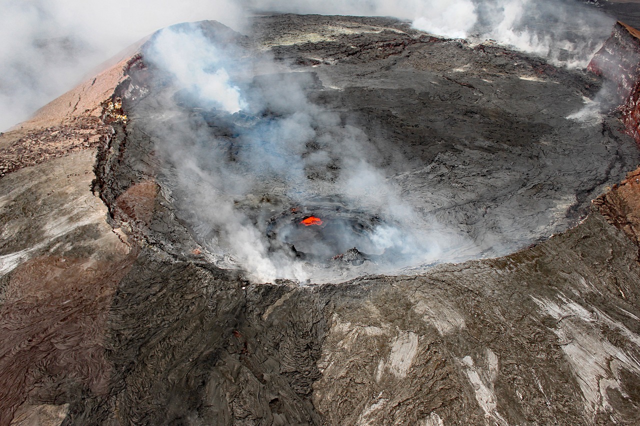 夏威夷火山最新动态及活动与影响分析