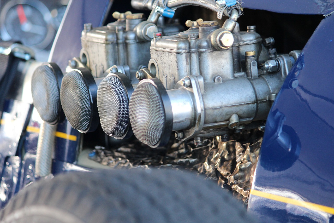 最新F1赛场动态与技术革新引领赛车热潮报道速递